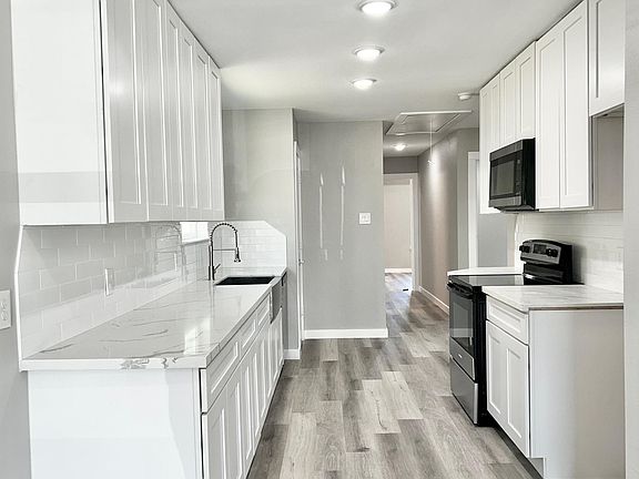4th image of 4103 Coon St