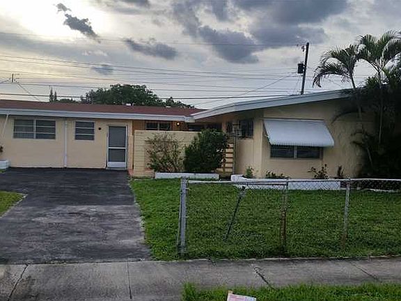 4th image of 18740 NW 41st Ave