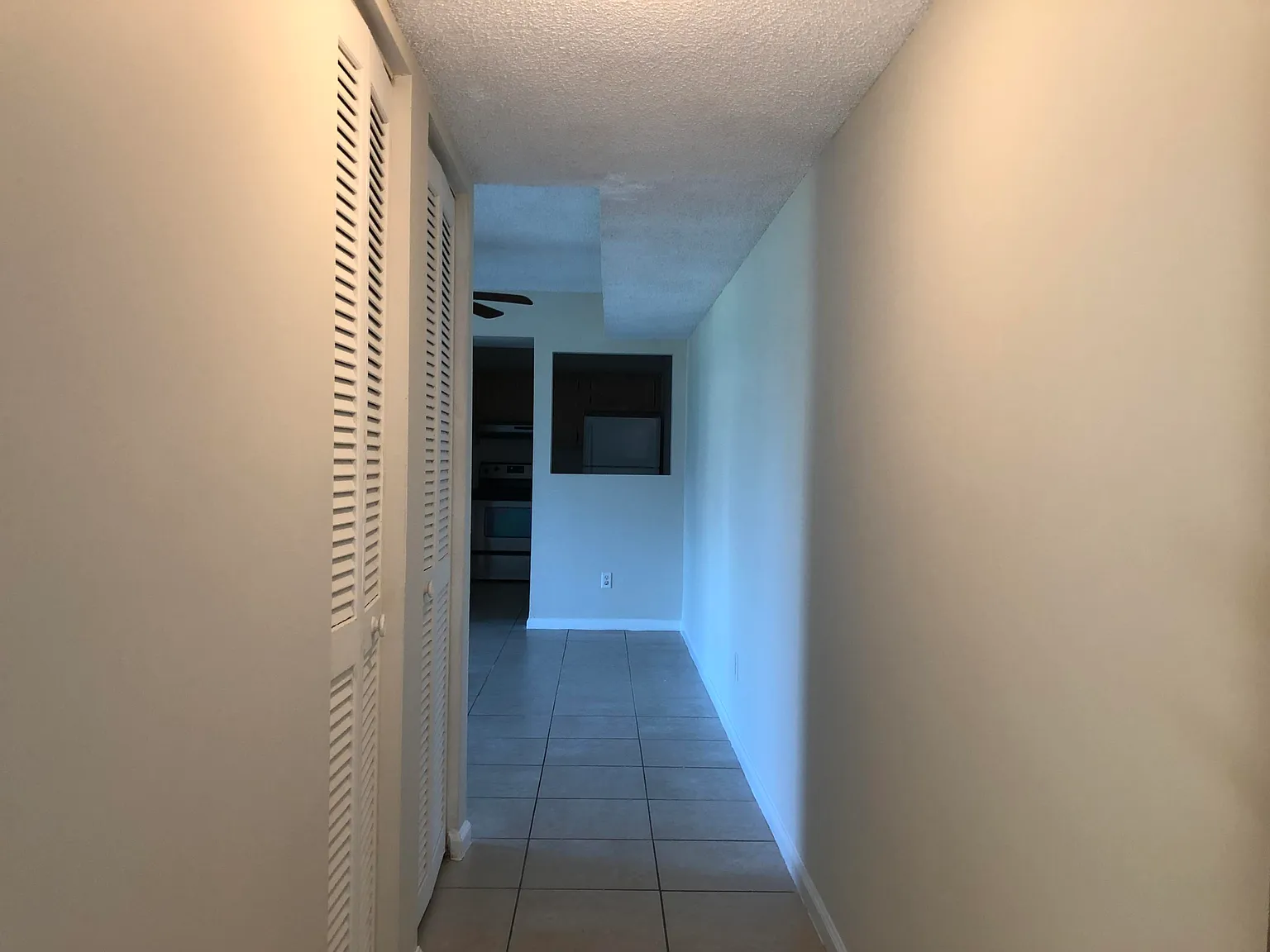 2 bed, 2.0 bath, 892 sqft, $1,950 — Photo 3