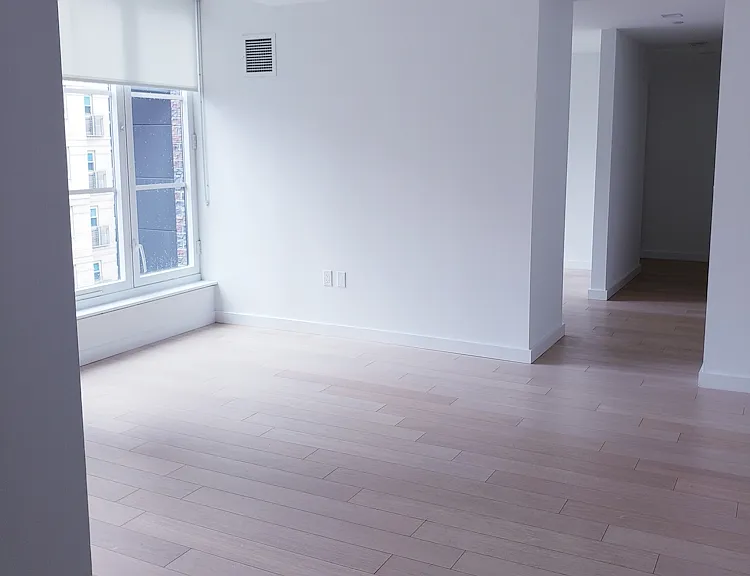 535 W 43rd St S #14A — Photo 1