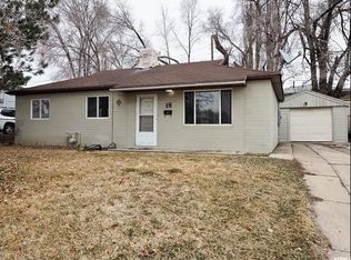18 S Airlane Dr, Clearfield, UT 84015