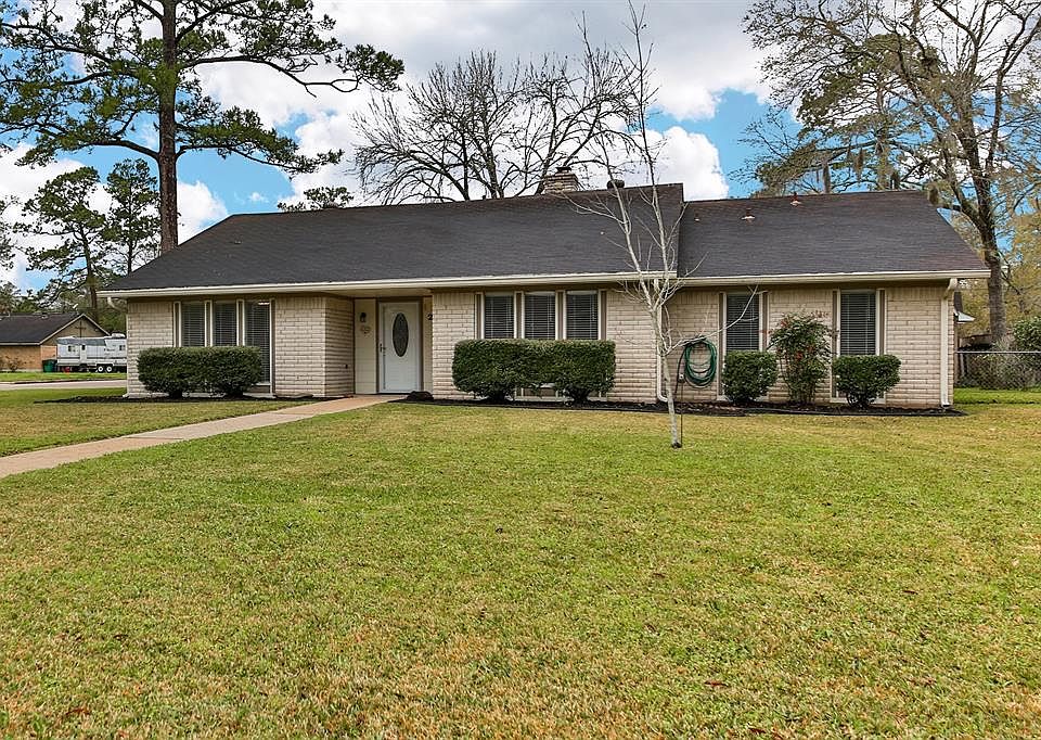 1st image of 232 Oak Manor Dr