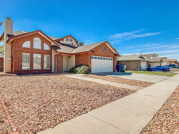 2nd image of 3105 Royal Jewel St