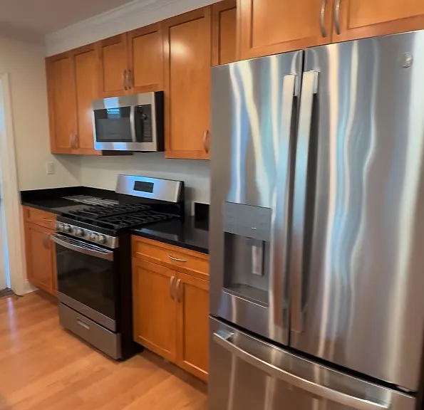 218 Ellery Ct — Photo 23