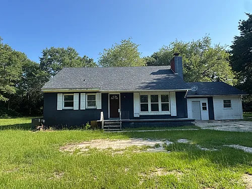 1084 Forbes Ln Photo 1