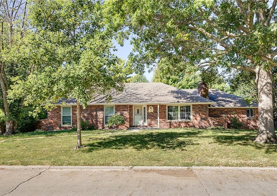 1st image of 3606 W Colony Sq