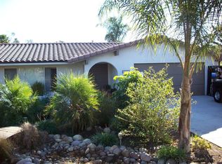 562 Poinsettia Ave, Vista, CA 92081