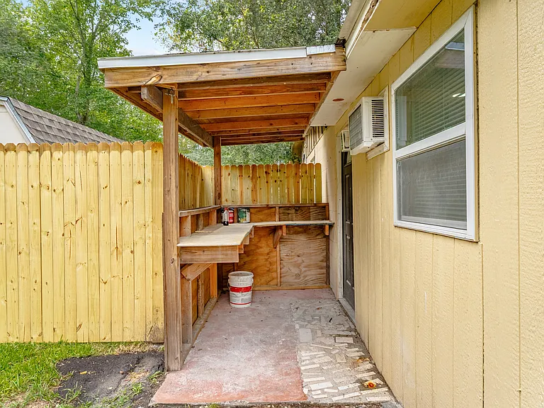 5822 Tampico Rd #B — Photo 17
