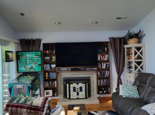 114 Waterside Cir APT B3, Moneta, VA 24121