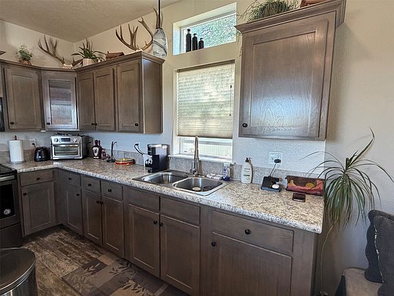 4th image of 3229 Carrie Ct