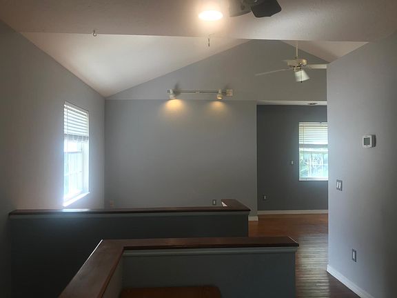 2nd image of 17 Pine St #2