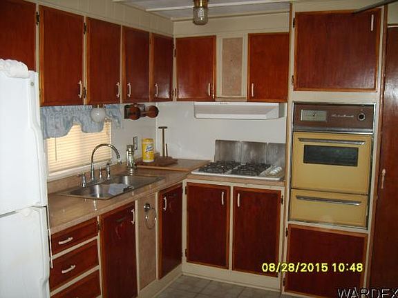 4th image of 680 Swan Dr