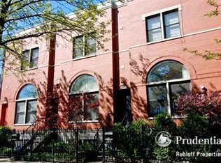 2002 W Crystal St, Chicago, IL 60622