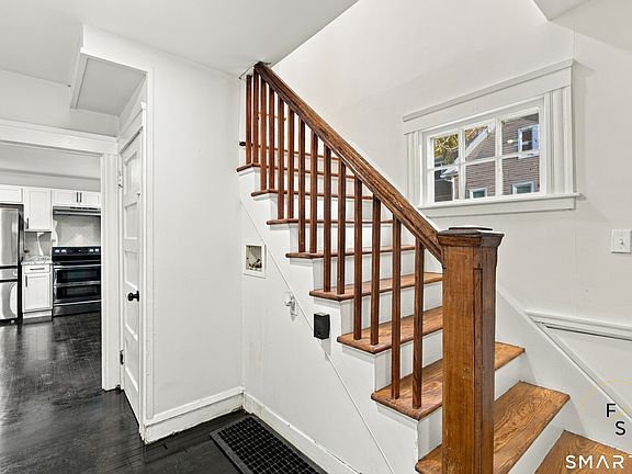 3rd image of 135 New Harwinton Road