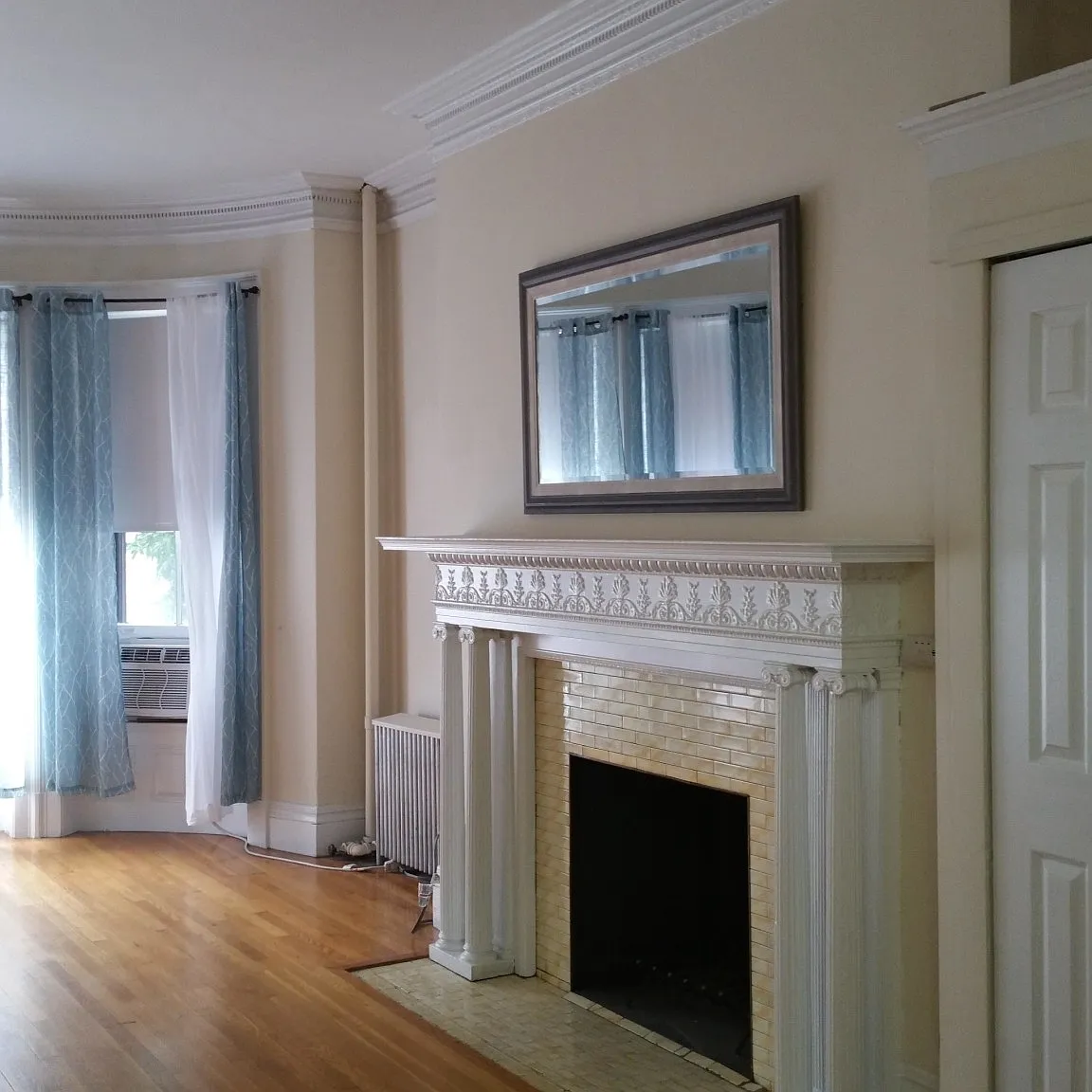 Studio, 1.0 bath, 409 sqft, $2,195 — Photo 1