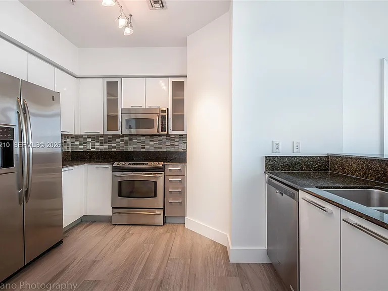 7900 Harbor Island Dr #Penthouse 23 — Photo 9