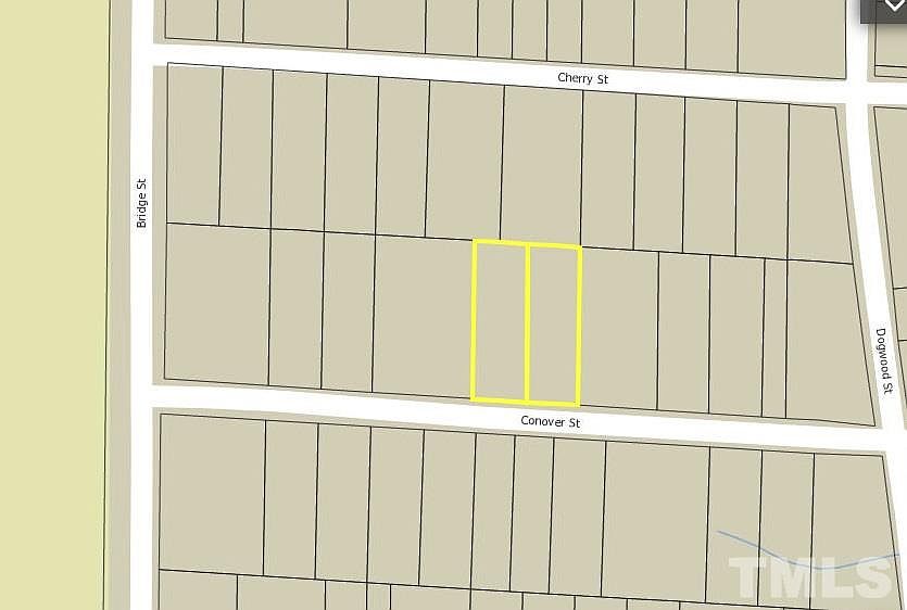 2nd image of 454 Conover St