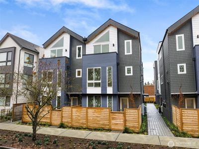 8045 B Mary Avenue NW, Seattle, WA, 98117