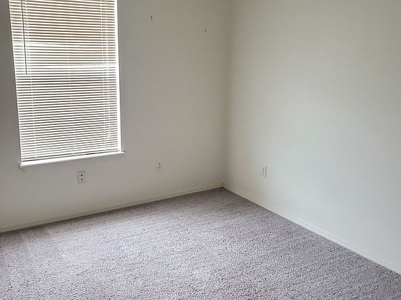 3rd image of 1824 S Globe Ave Unit C