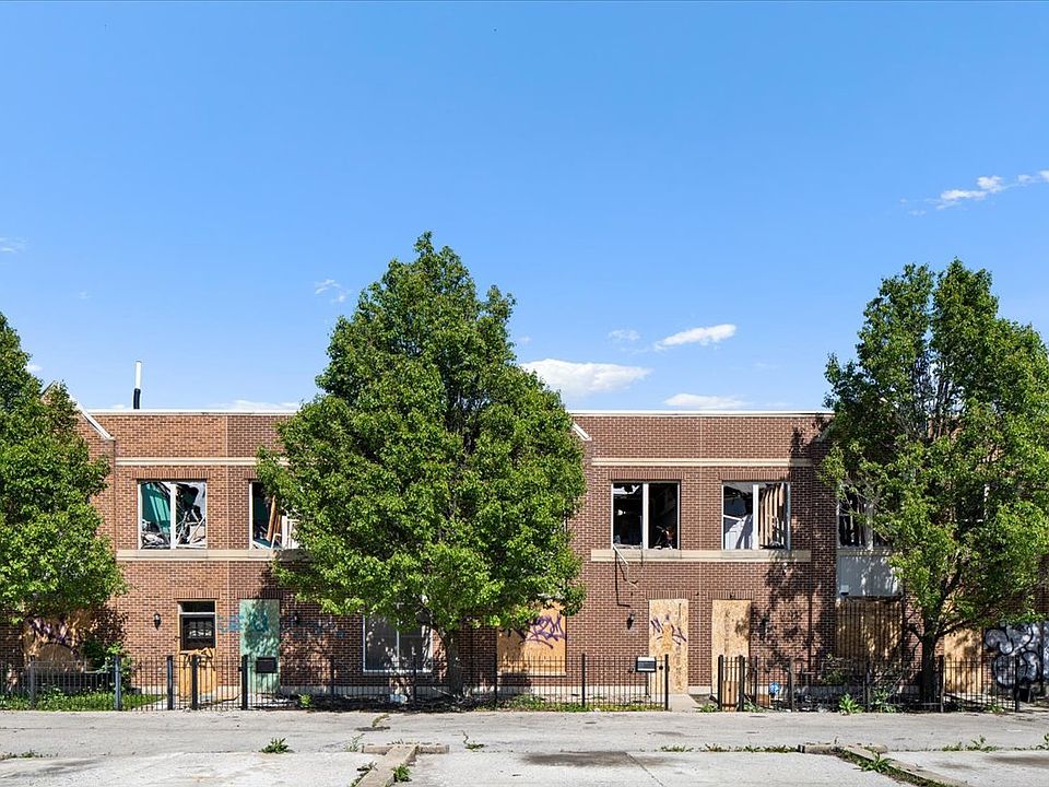 2nd image of 3149 W Lexington St Unit 1