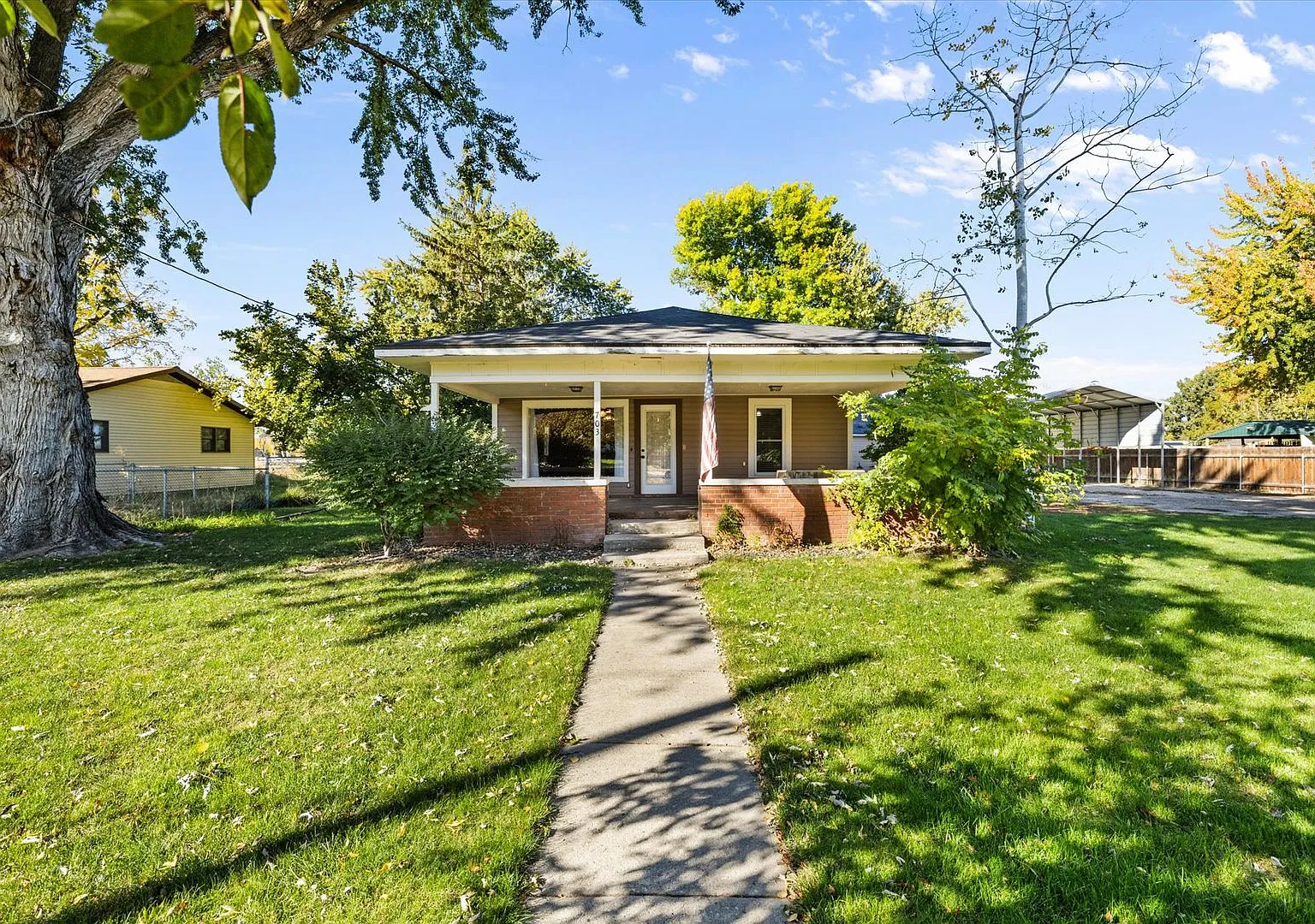 Charming Country Home on 1 Acre 2 Bed, 1 Bath + Bonus Space | Just 13 Miles from Boise! — Photo 1