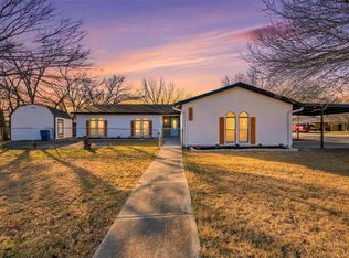 733 Plymouth Dr, Everman, TX 76140