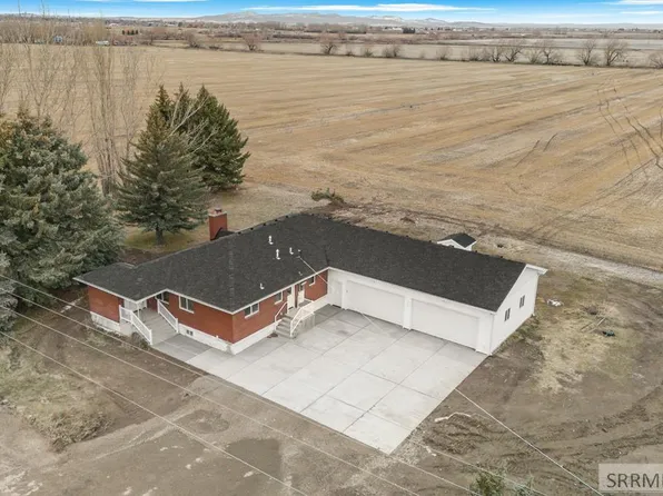 3442 E 2000 N, Sugar City, ID 83448