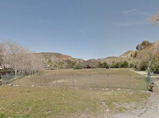 601 W Gilman St, Banning, CA 92220