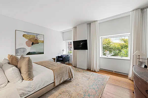 Rented by SERHANT. | media 20