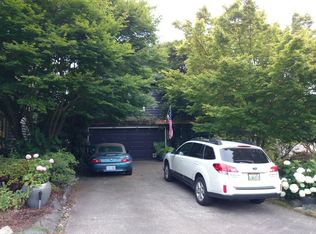 5927 Meridian Ave N, Seattle, WA 98103