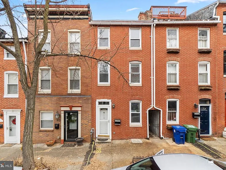 110 S Wolfe St — Photo 32