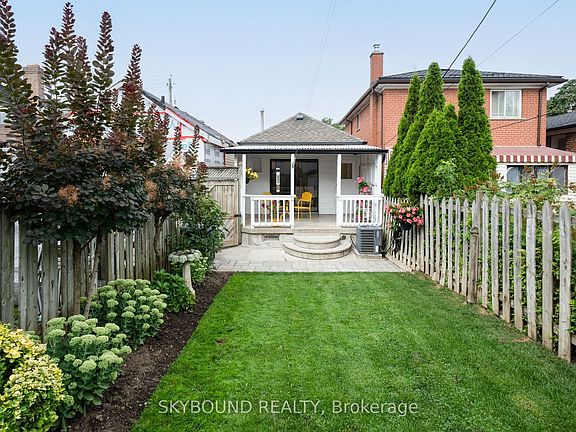 3rd image of 313 Silverthorn Ave
