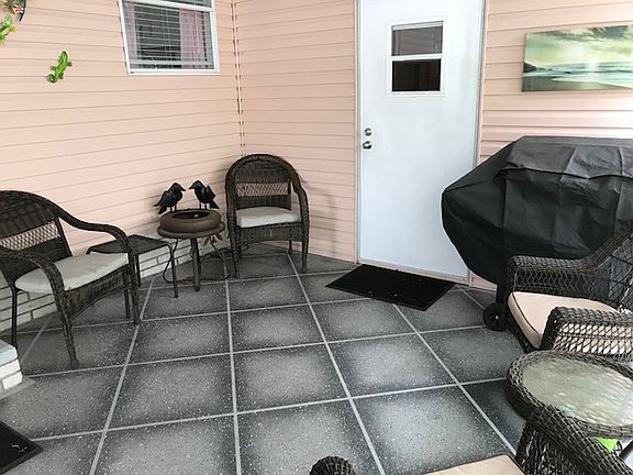 5th image of 337 Ashley Dr