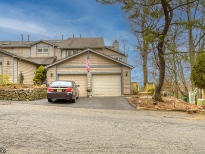 302 Heights Dr #32, Haledon, NJ, 07508