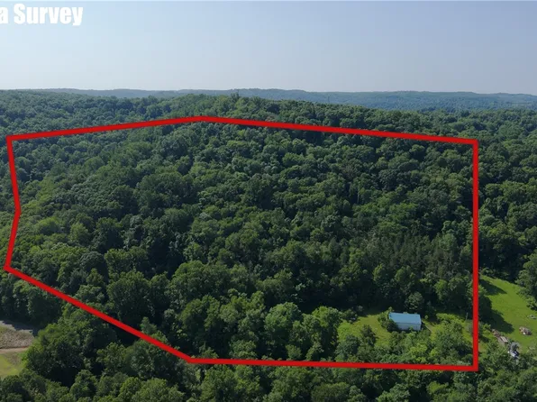 105 E 2nd St, East Brady, PA 16028