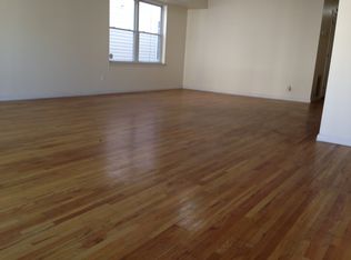 809 S 14th St #3, Newark, NJ 07108