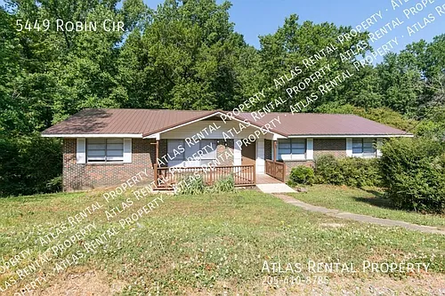 5449 Robin Cir Photo 1
