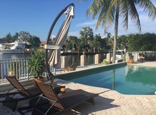 2801 NE 8th Ct, Pompano Beach, FL 33062