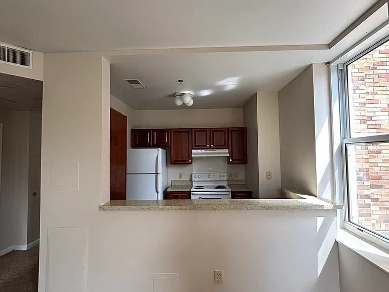 Homer G. Phillips Senior Apartments — Photo 30