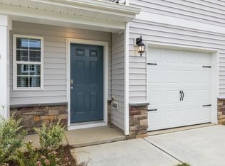 62 March Creek Dr, Fuquay Varina, NC 27526