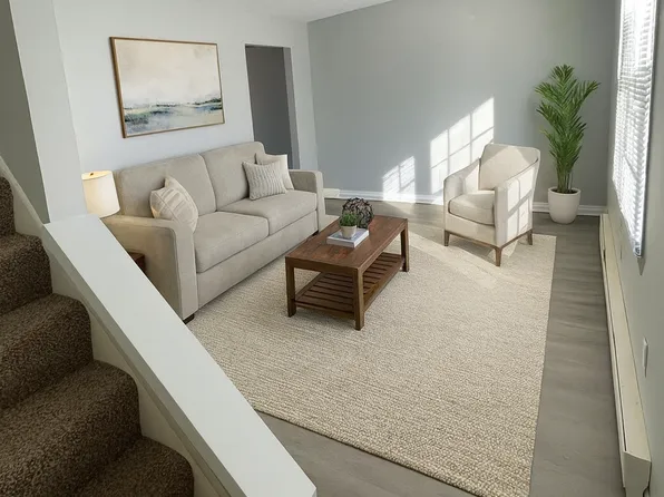 Lamplighter Court, 14746 Auburn Rd #12, Newbury, OH 44065