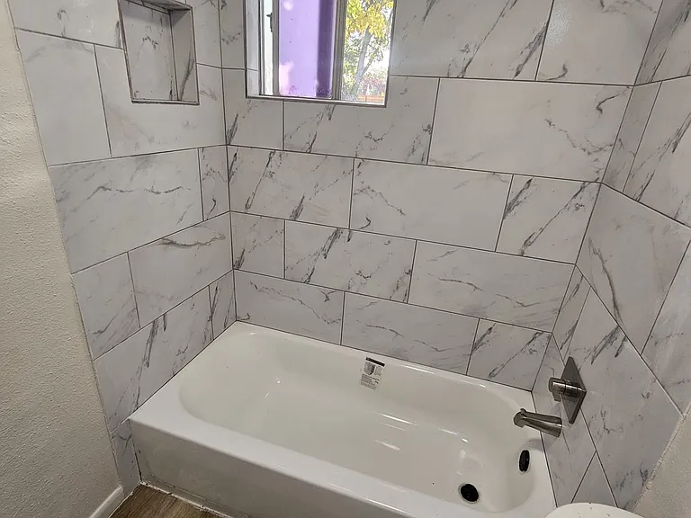 347 Ware Blvd #13 — Photo 3
