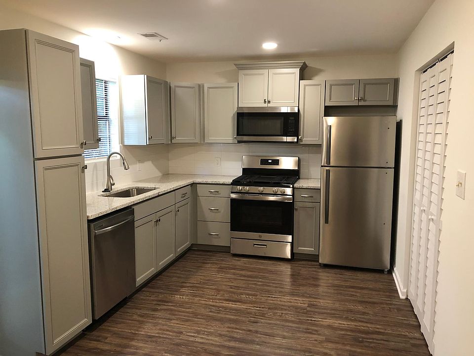 Example of new kitchen after final remodel (construction underway)