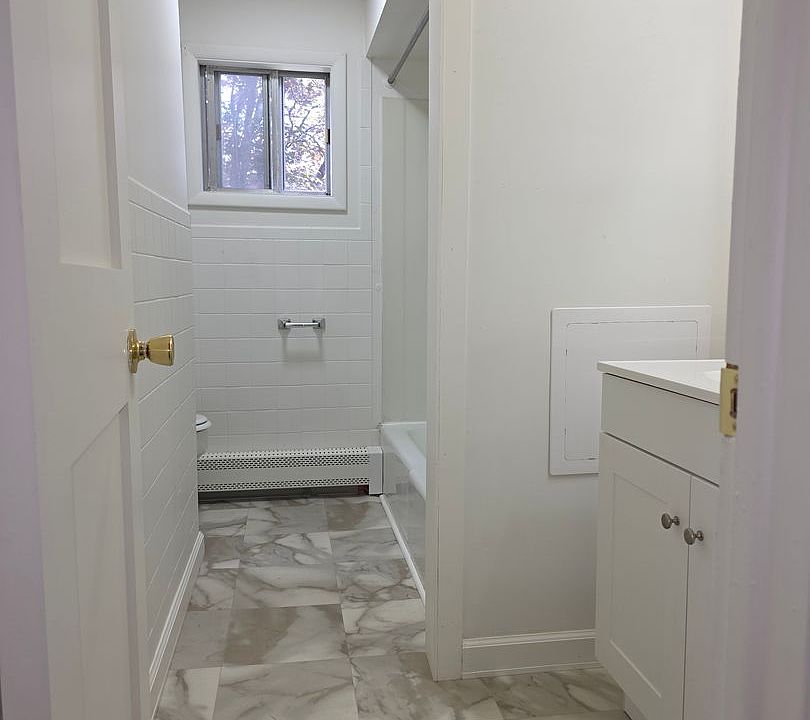 1st image of 519 W Water St APT C