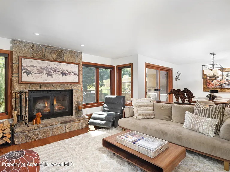 124 Harleston Grn #45 — Photo 9