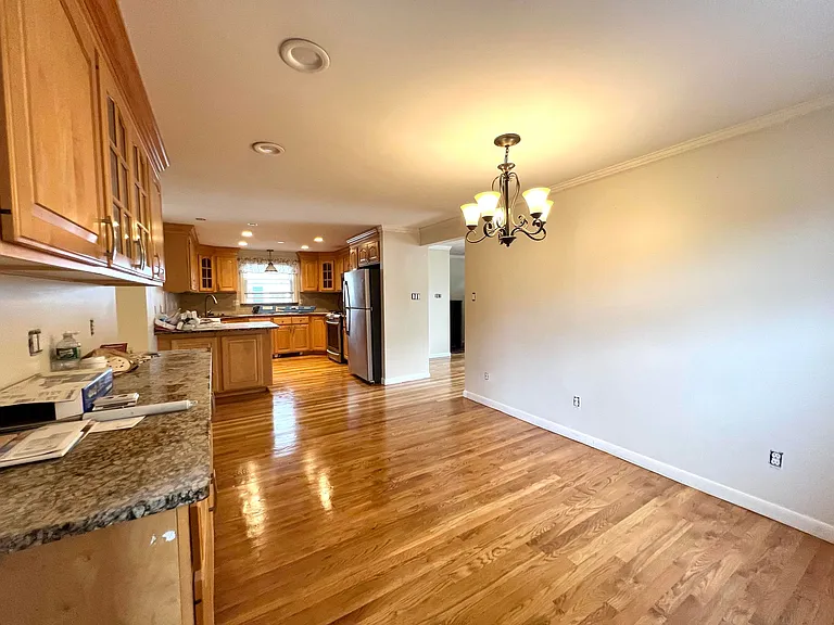 83 Ralph St — Photo 14
