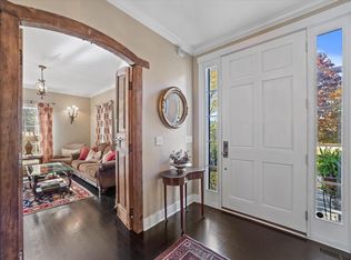 10520 N Lake Shore Dr, Mequon, WI 53092