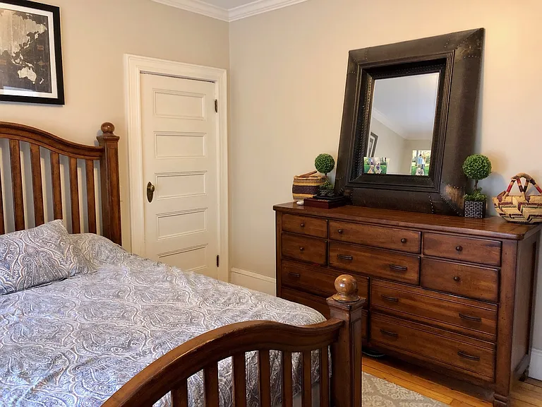 108 Olney St — Photo 3