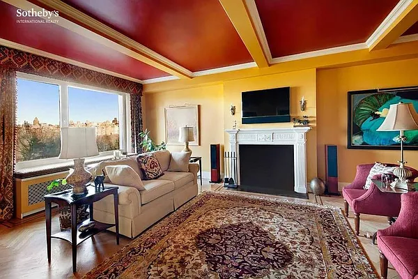 Rented by Sotheby's International Realty | media 1