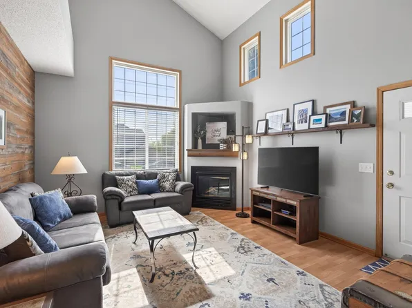 1701 Elm St, White Bear Lake, MN 55110